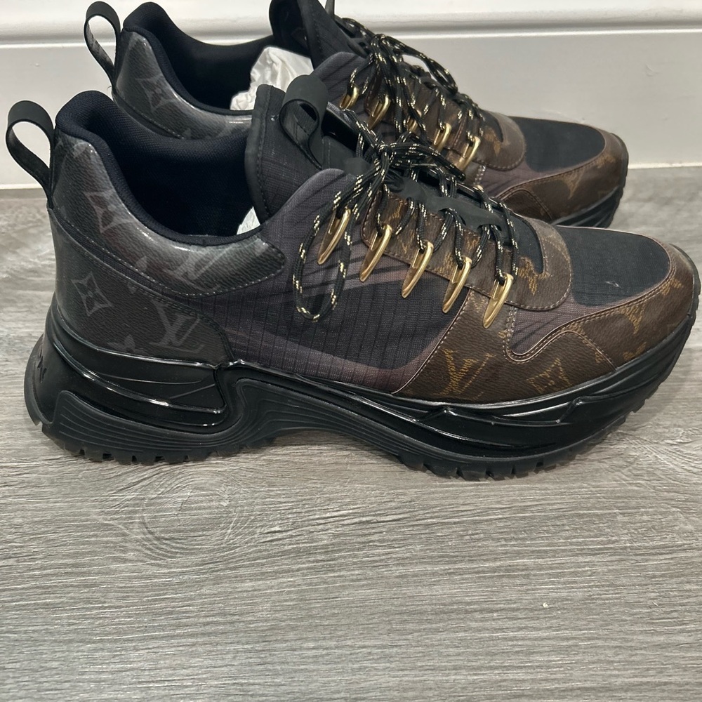 Louis Vuitton Men's Black and Brown Designer Sneakers